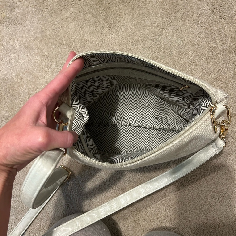 Jen & Co Cream Crossbody Bag Neutral Minimal Vegan Leather Strap Gold Hardware - Picture 8 of 8